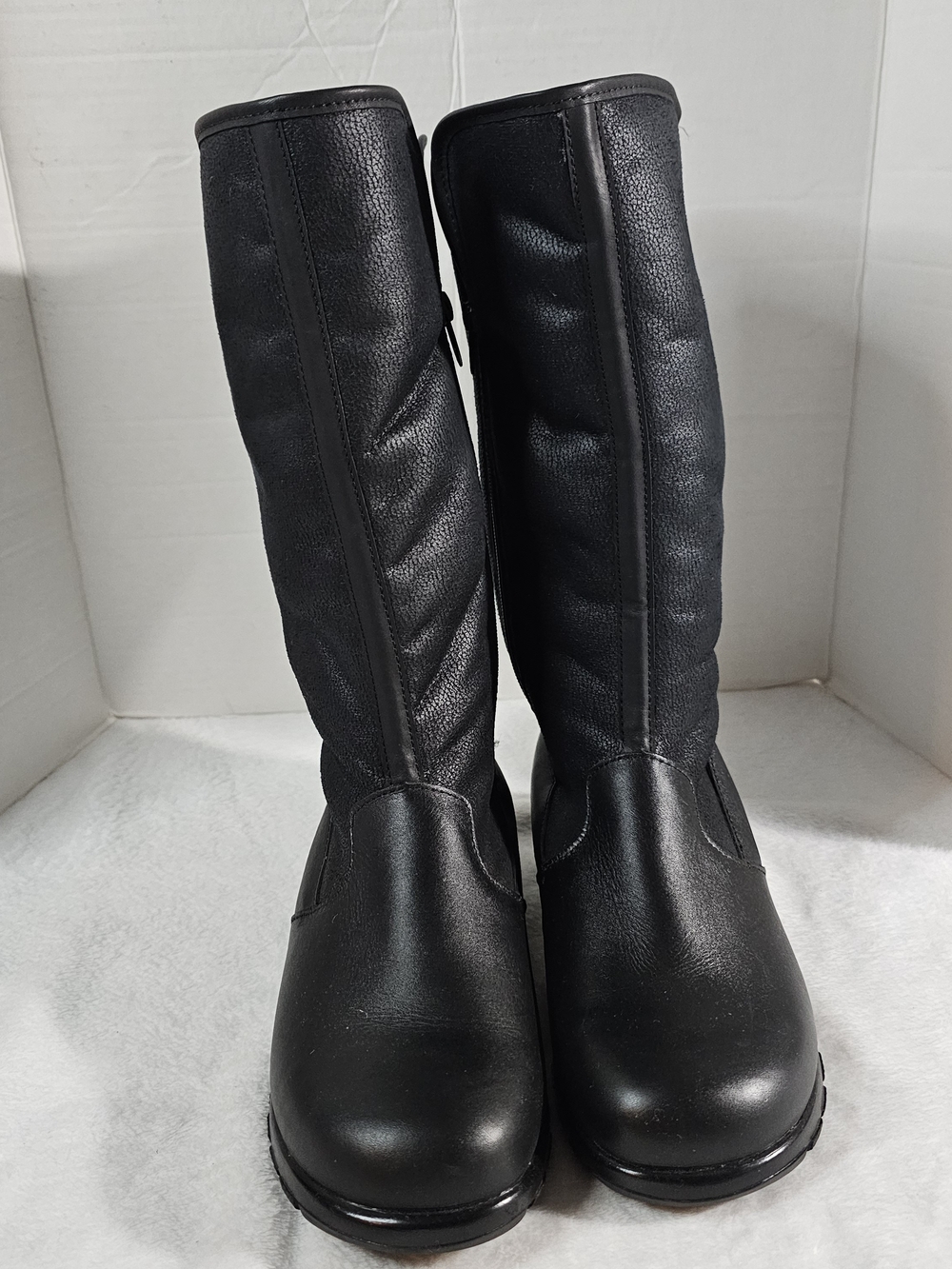Women's Black Mid-Calf Heeled Boots